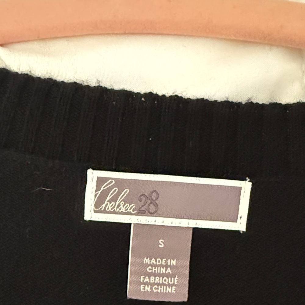 Chelsea28 Black Knit Sweater - Picture 3 of 3